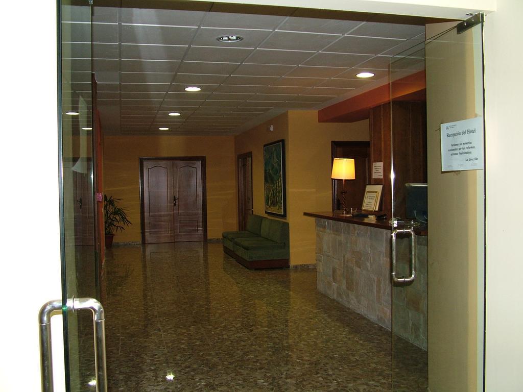 Priego de Córdoba Hotel Rio Piscina מראה חיצוני תמונה