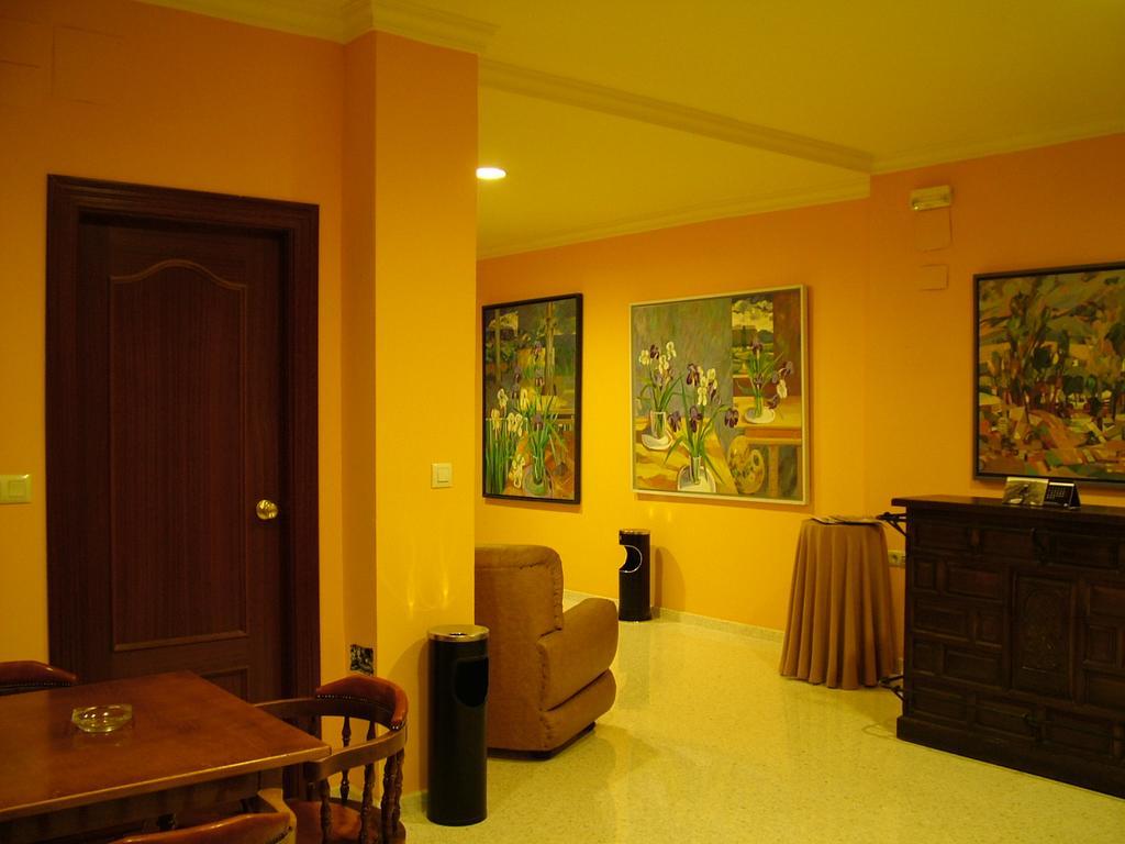 Priego de Córdoba Hotel Rio Piscina מראה חיצוני תמונה